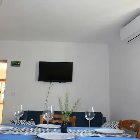 Jakobus Apartman Lumbarda